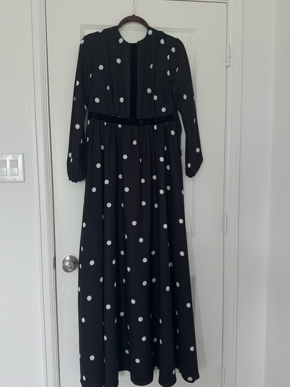 Black and White Polka Dot Long Sleeve Maxi Dress